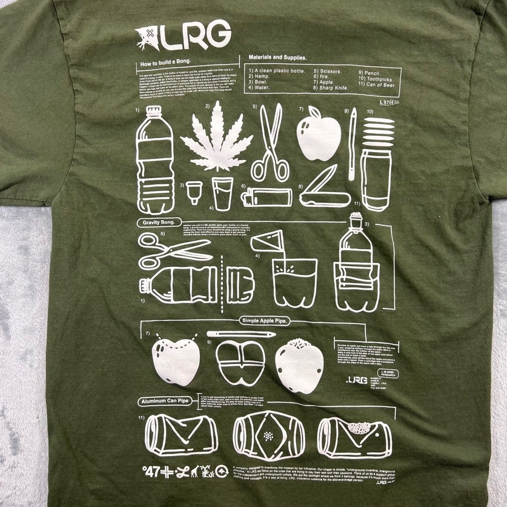 LRG T-Shirt Mens Medium Green Good How To Build A Bong‎ Graphic Tee Streetwear